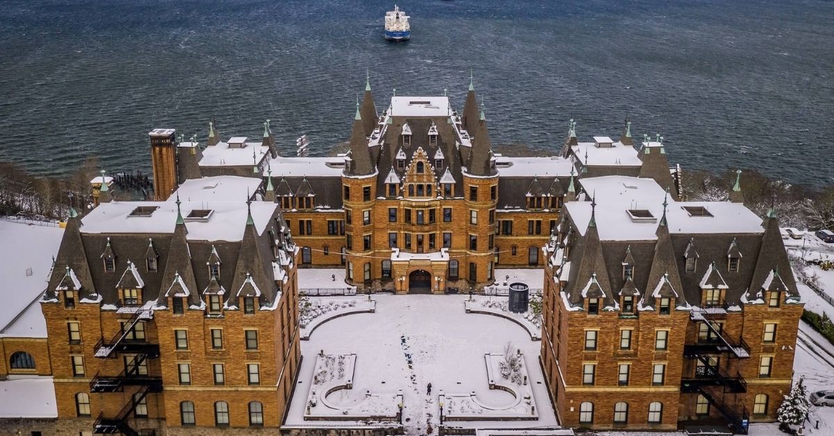 Stadium High School in Tacoma, Washington, the real-life filming location of Padua High School in 10 Things I Hate About You